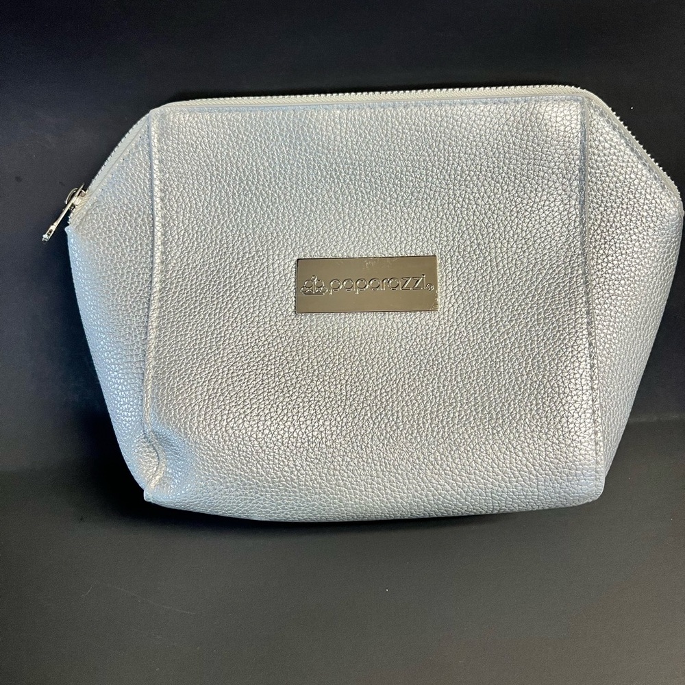 Paparazzi Silver Exclusive“Pink Friday” Jewelry/Makeup Bag